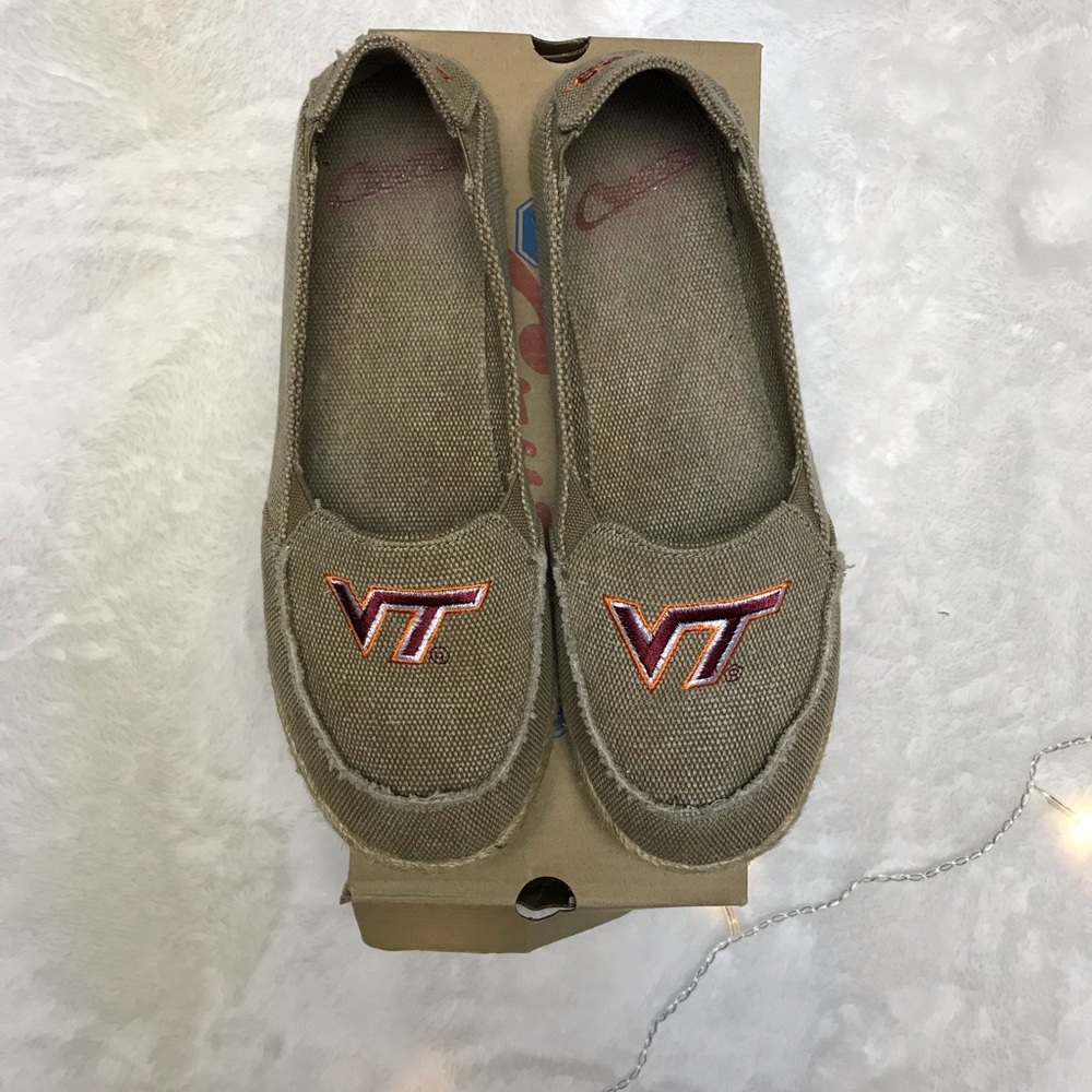 Size 8M Virginia Tech Cabo Cruzers Slip-On Shoes